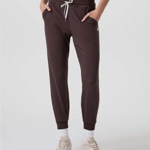Vuori Women’s Performance Jogger Medium
